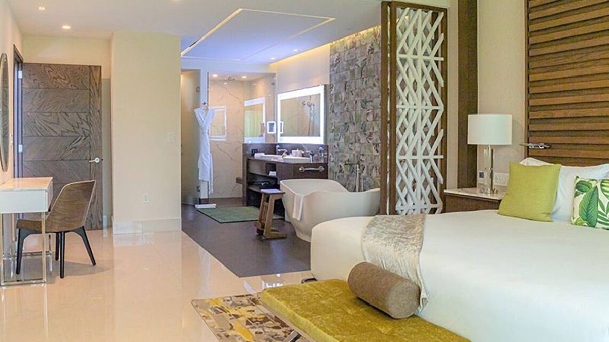 Playa Mujeres Condo | Luxury Meets Paradise at Garza Blanca - 3 bedroom