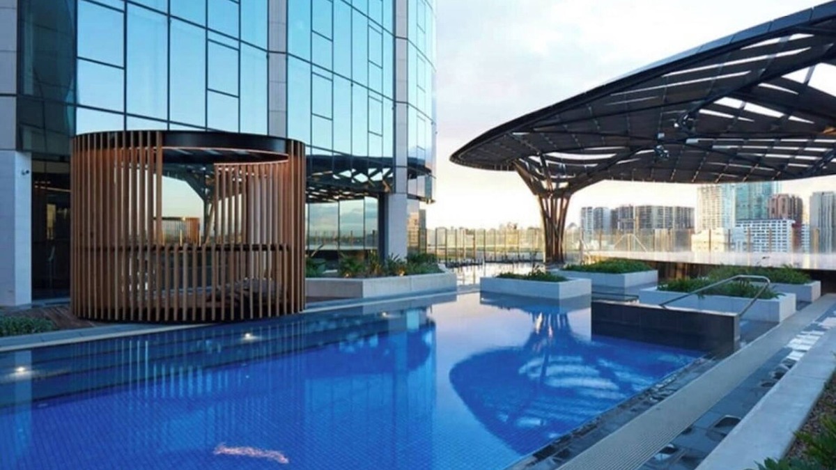 Southbank Apartment | Luxury Melbourne.Square apartment with free parking