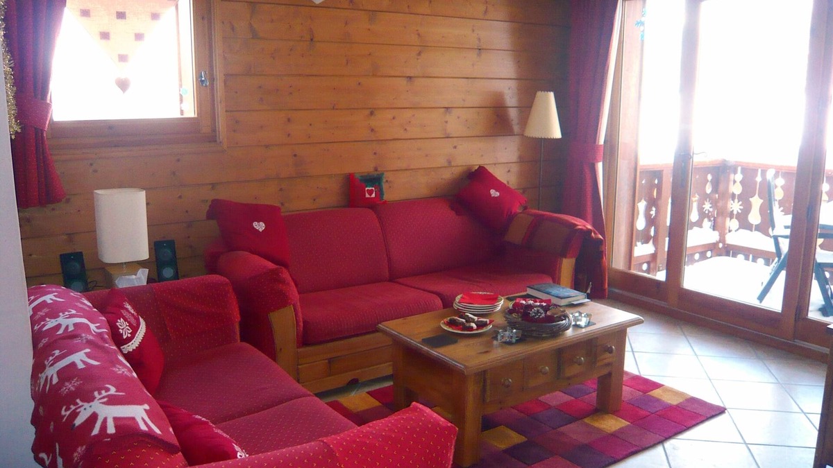 Les Carroz-d'Araches Apartment | Luxury MGM Chalet Apartment in Les Carroz, Grand Massif - Sleeps 4