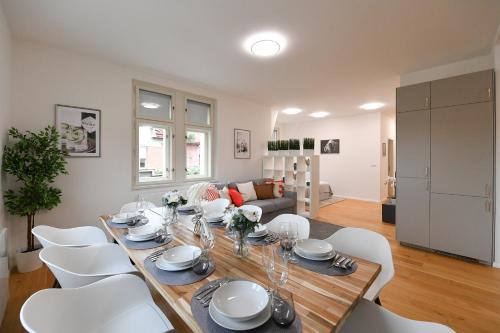 Prague 5 Apartment | Luxury Modern Apartment with View