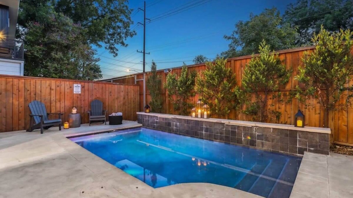 Govalle House | Luxury Modern Comfort | Private Heated Pool