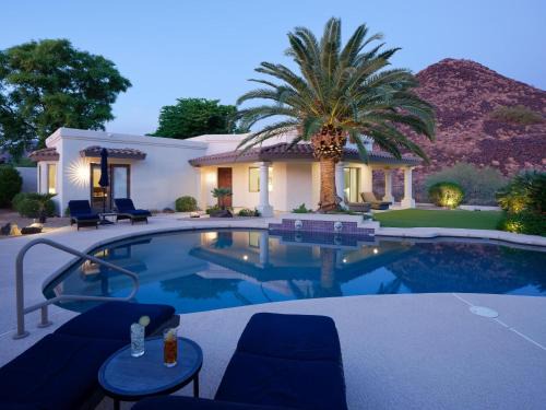Central Scottsdale House | Luxury Mountain Estate-Pool-Spa-BBQ+Bar-Fire pit