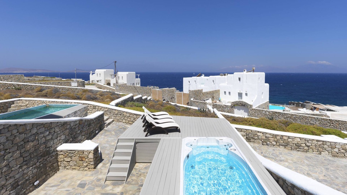 Agios Ioannis Villa | Luxury Myconian Sunset Villa with Private Jacuzzi, 5Km to Windmills