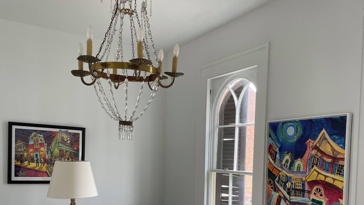 Faubourg Lafayette Cottage | Luxury Newly Renovated Carriage House in Lower Garden District