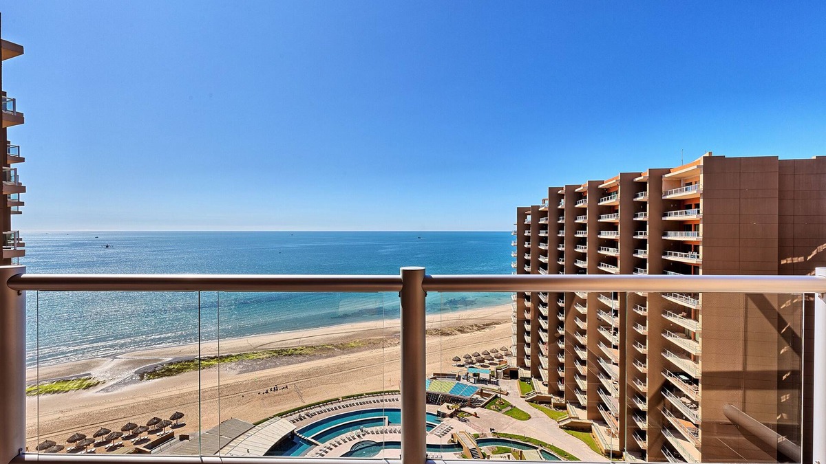 Puerto Penasco Condo | Luxury Ocean View Phase 2 Condo in Cabrillo Building. 2 Br +Bunkroom, 2 bath.