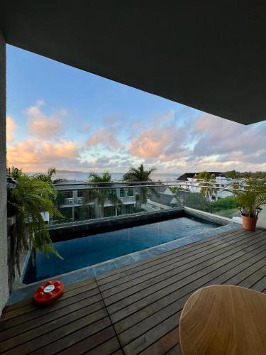 Bain Boeuf Apartment | Luxury Oceanfront Apt with Private Pool - 3BR