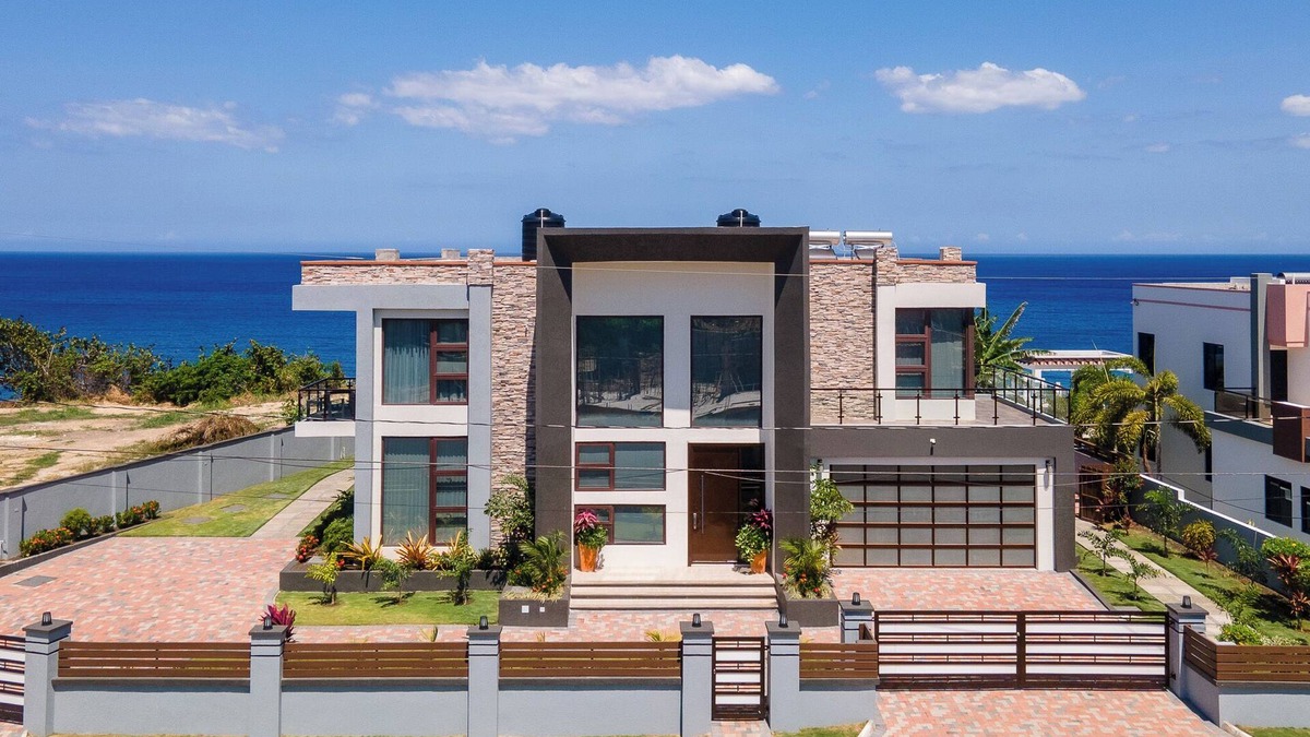 Tower Isle Villa | Luxury Oceanfront Villa Fully Staffed