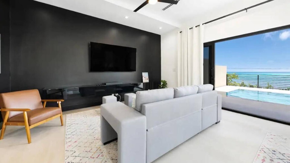 Gambier House | Luxury Oceanfront Villa 2
