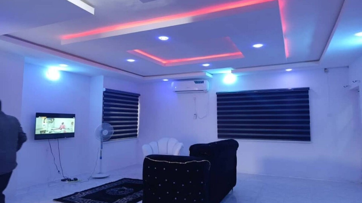 Abeokuta House | LUXURY ONE-BEDROOM APARTMENT IN THE HEART OF ABEOKUTA