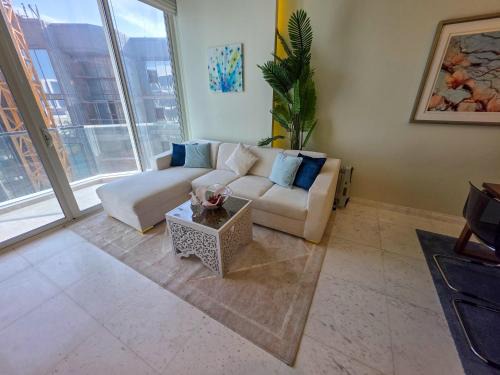 Manama Apartment | Luxury One Bedroom Apartment In Bahrain Bay