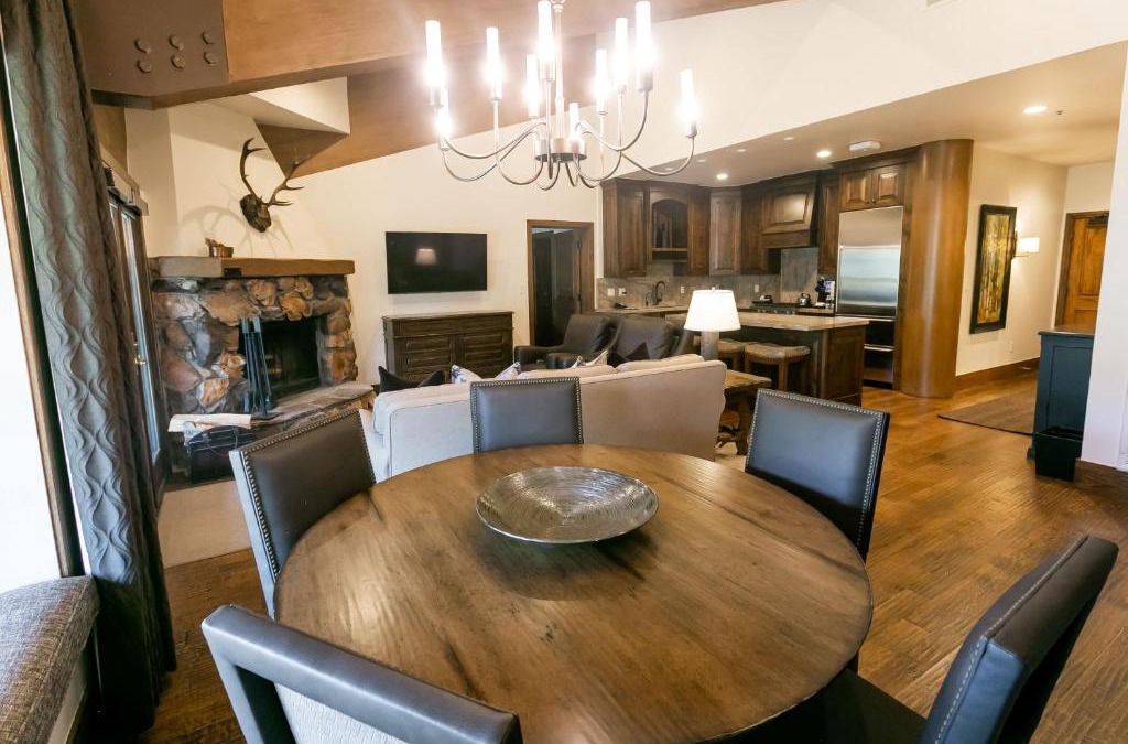Deer Valley Apartment | Luxury One Bedroom with Mountain View apartment hotel