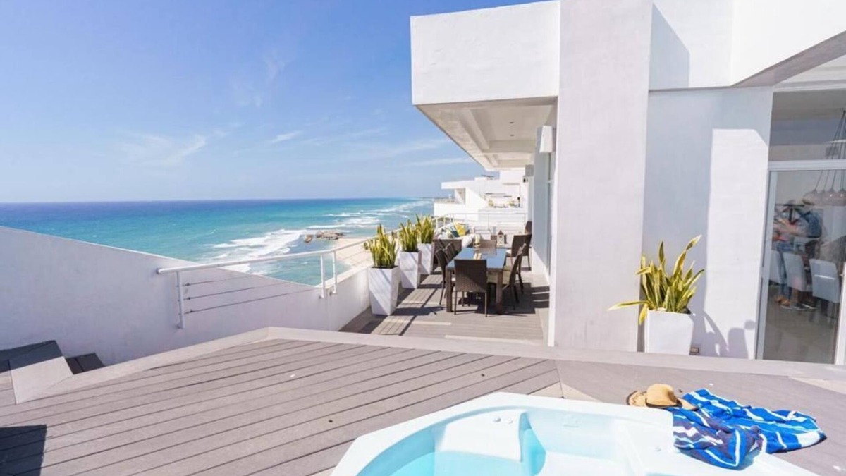 Villas Del Mar Condo | Luxury penthouse Porto bello Bellísima
