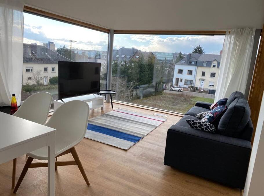 Neudorf-Weimershof Apartment | Luxury Penthouse in Kirchberg, Terrace & Parking