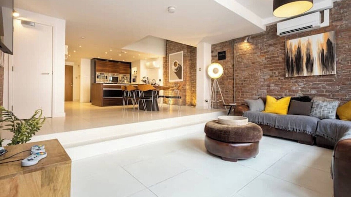 Northern Quarter Apartment | Luxury Penthouse With Private Roof Terrace