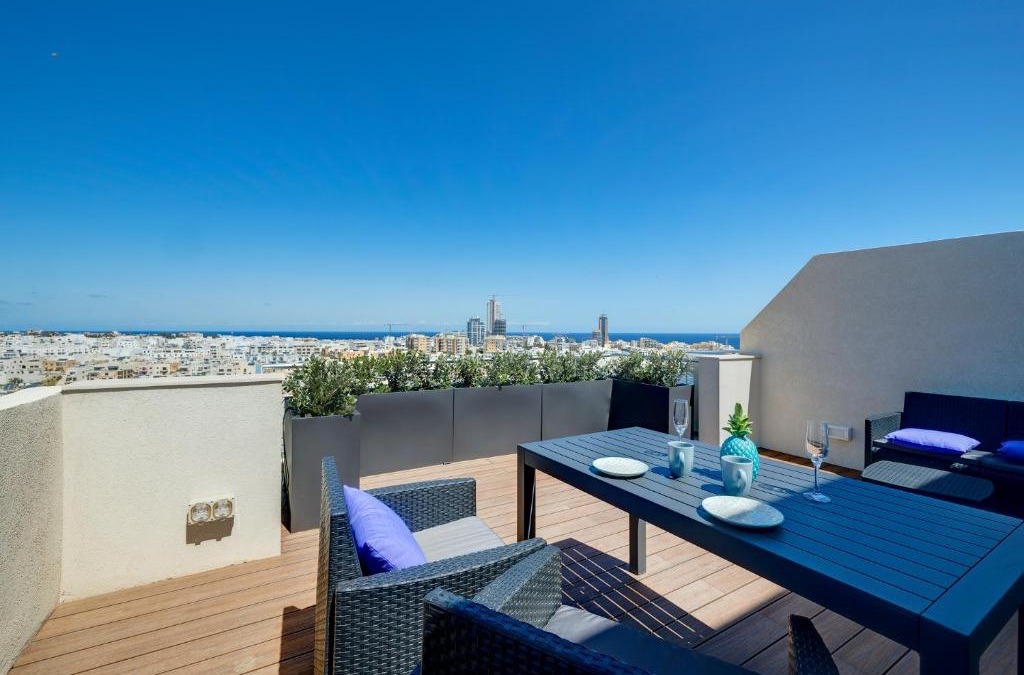 Tal-Ghoqod Apartment | Luxury Penthouse with Terrace and Views