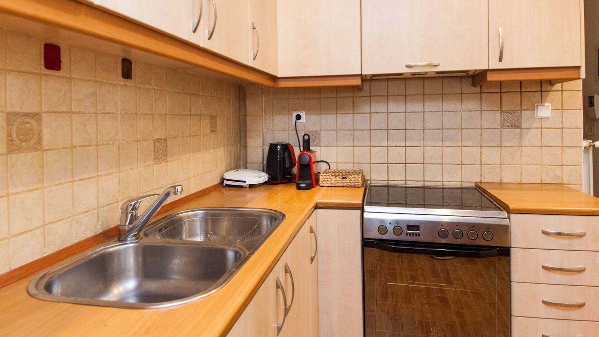 Pasalimani Apartment | Luxury Pireas Stay New 2BR Urban Escape