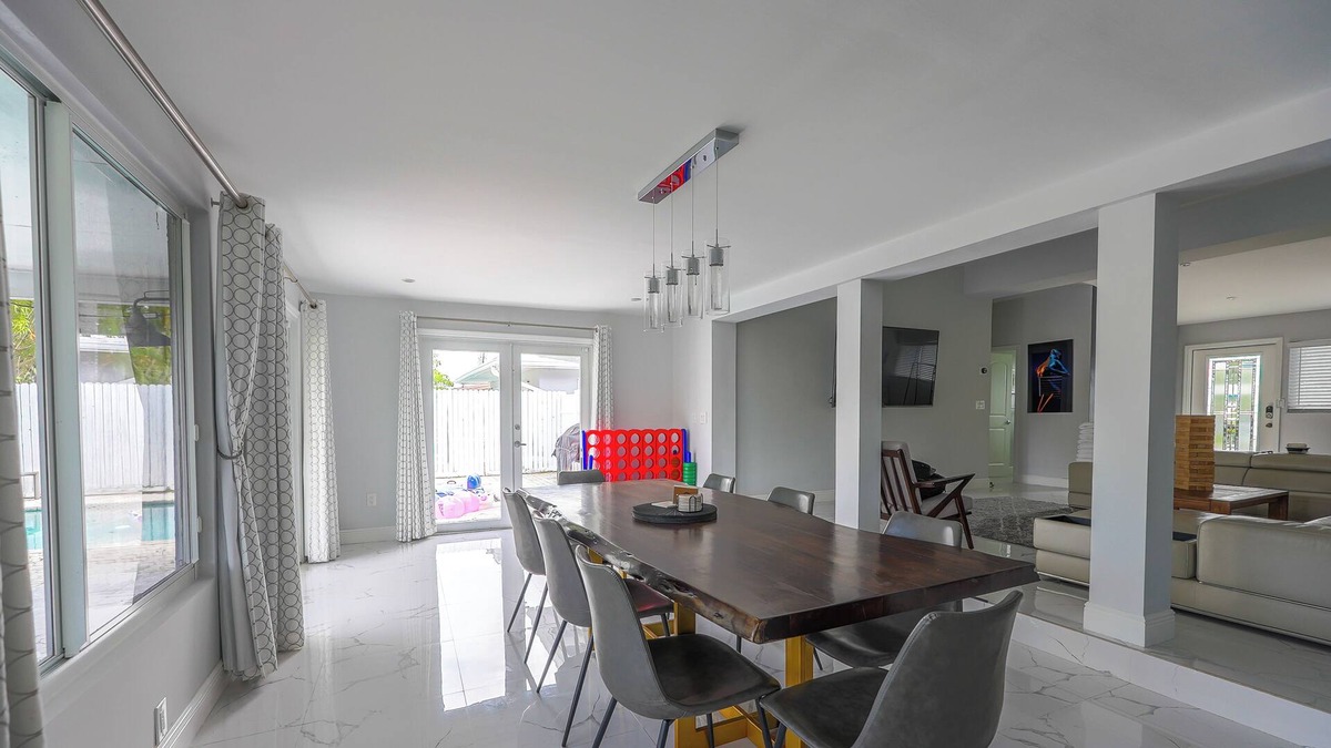 Lauderdale Isles House | Luxury pool home near the airport perfect for families, business, pilots, nurses