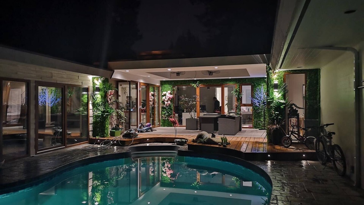 Crescent Beach House | Luxury Pool House Getaway Beachside ResortLike