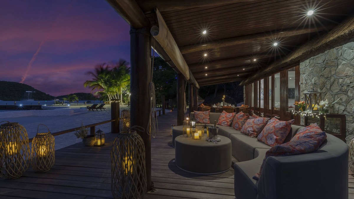 Lance aux Epines Villa | Luxury Private Beach House with private pool set on private white sand beach