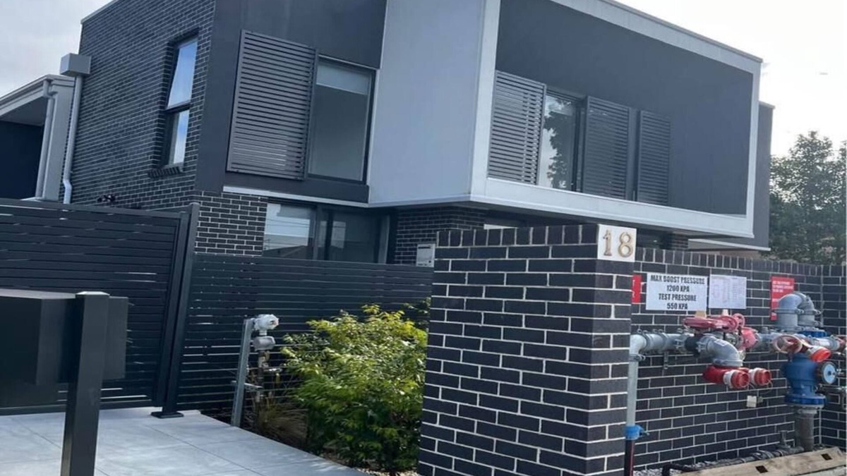 Girraween House | Luxury Private Room For Rent