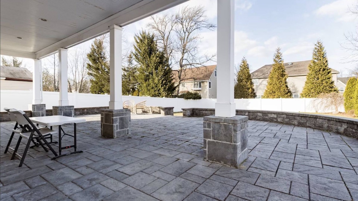 Westfield House | Luxury Private Room in Westfield, 1 hour to NYC