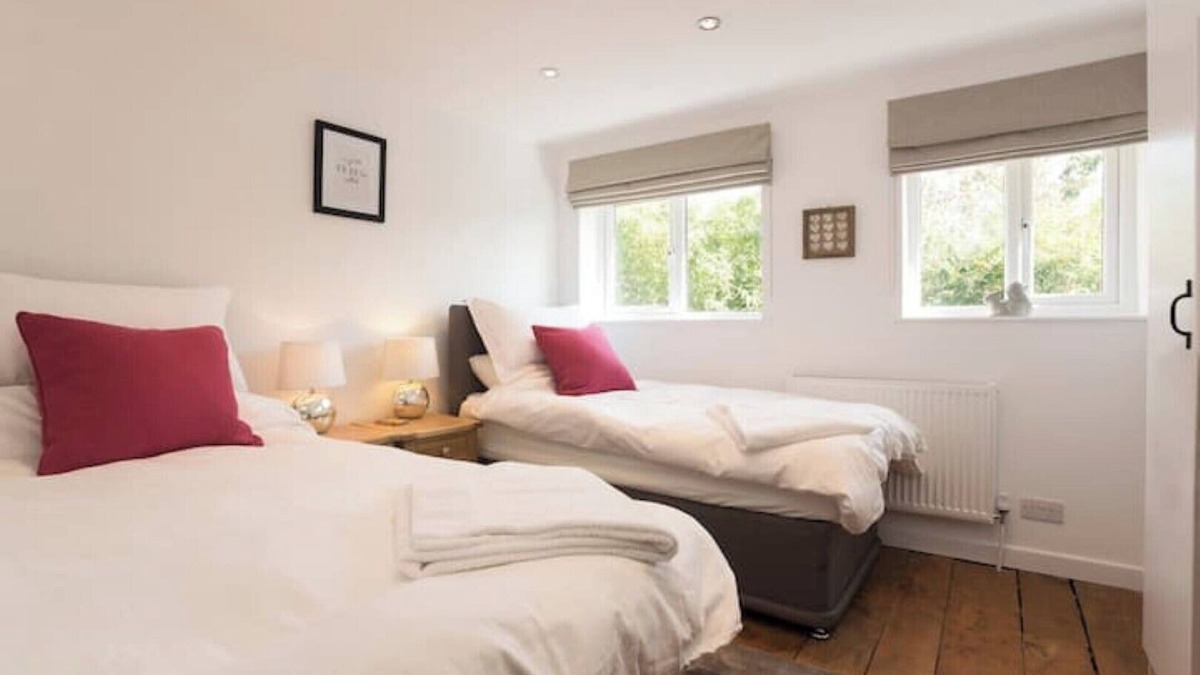 Stratford-upon-Avon Cottage | Luxury & quaint cottage in Stratford Upon Avon