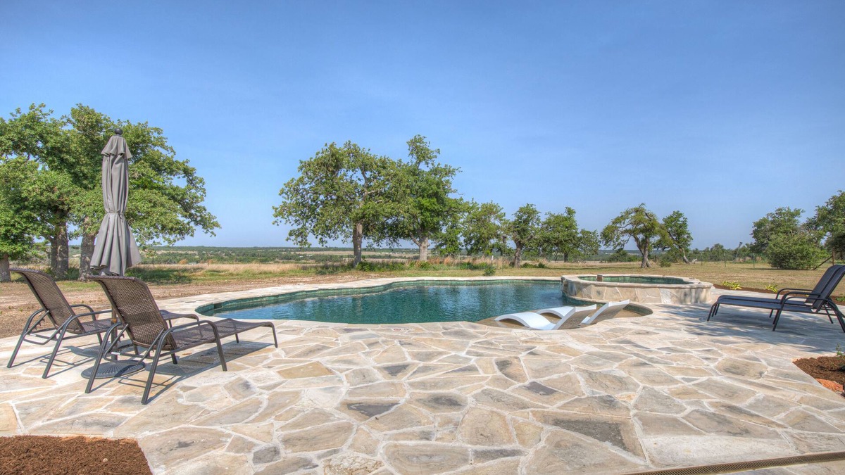 Fredericksburg House | Luxury Ranch W/pool-hot Tub-near Fred!