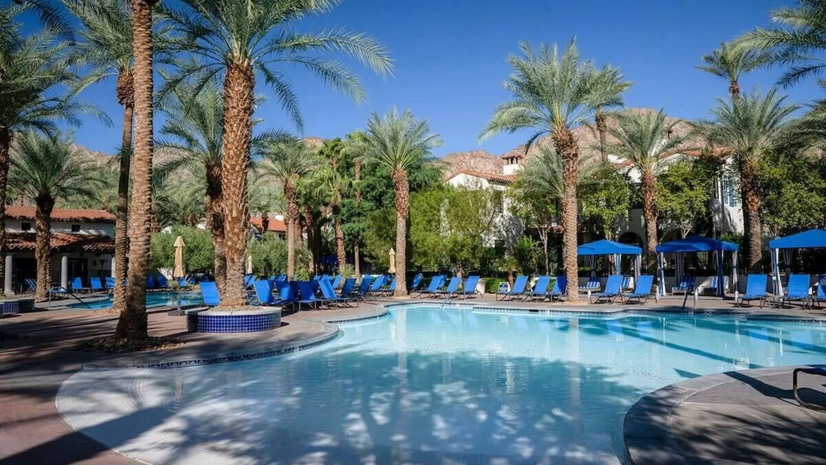 La Quinta Villa | Luxury Resort Villa -12 Pools/11 Hot Tubs/Patio