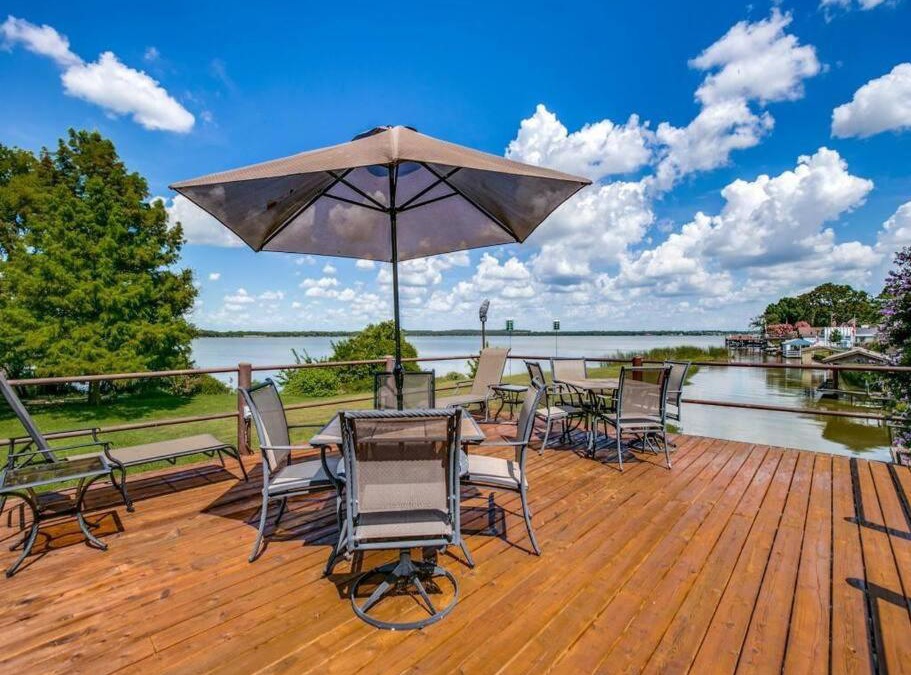 Kemp House | Luxury Retreat/Boat Rentals Available!