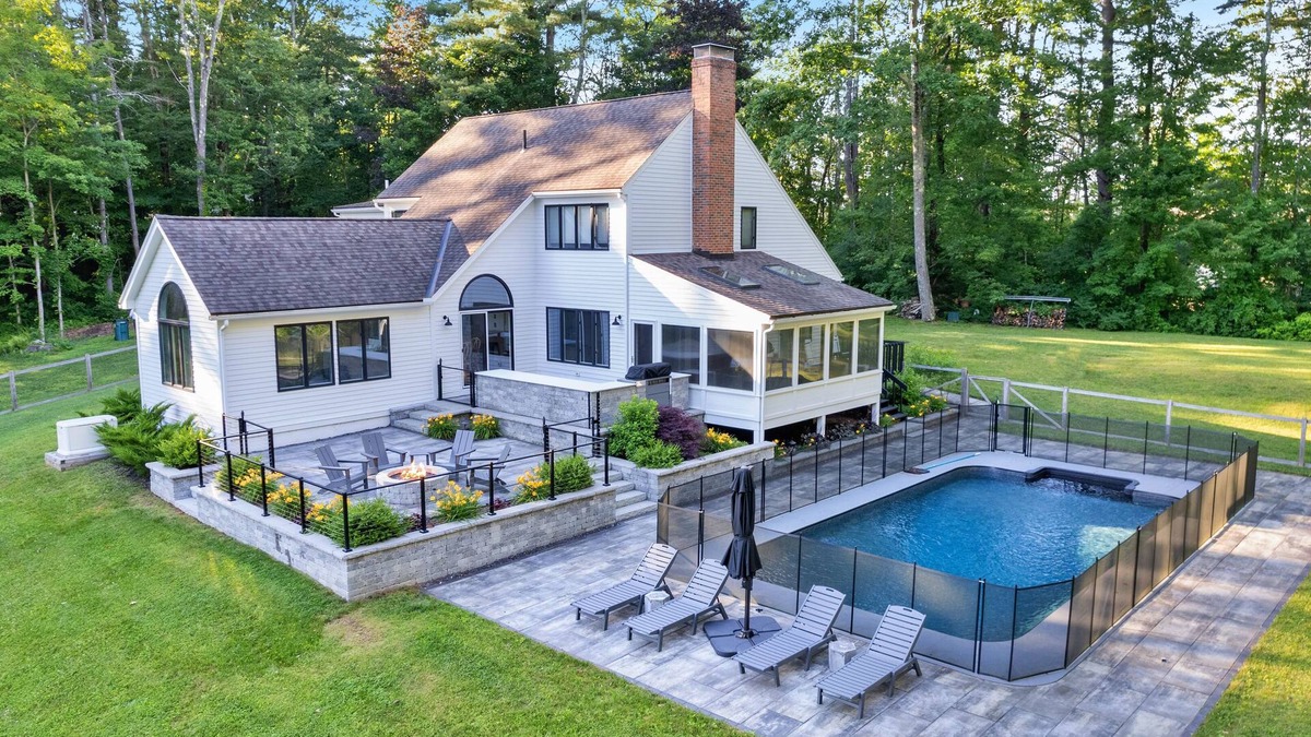 Alford House | Luxury Retreat Minutes from Downtown Great Barrington & Ski Slopes