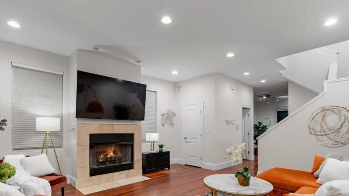 Wicker Park House | Luxury Retreat with Home Theater