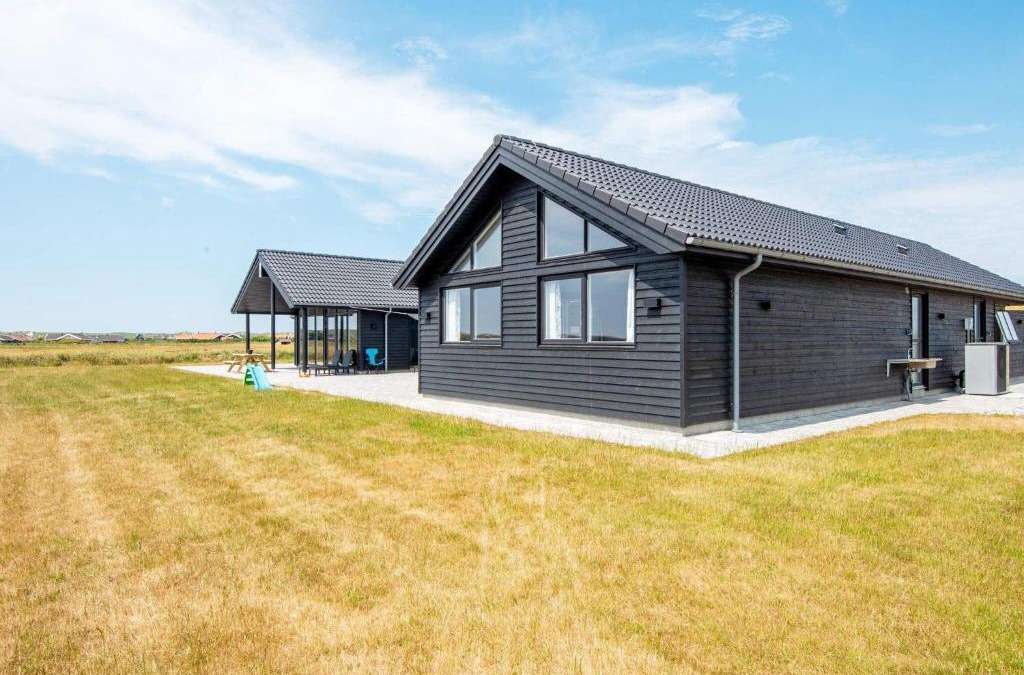 Harboore House | Luxury Retreat with Pool - By Traum Ferienwohnungen