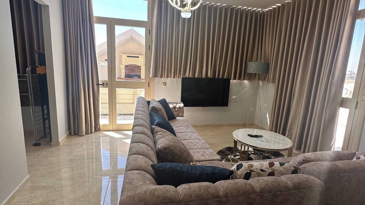 Rejiche Apartment | Luxury Rooftop Wifi, Ac, Outdoor Barbecue