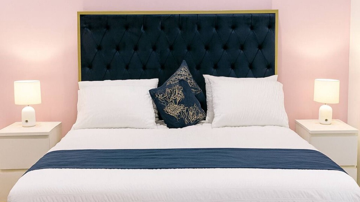 Bradbury House | Luxury room + Pool + Ensuite
