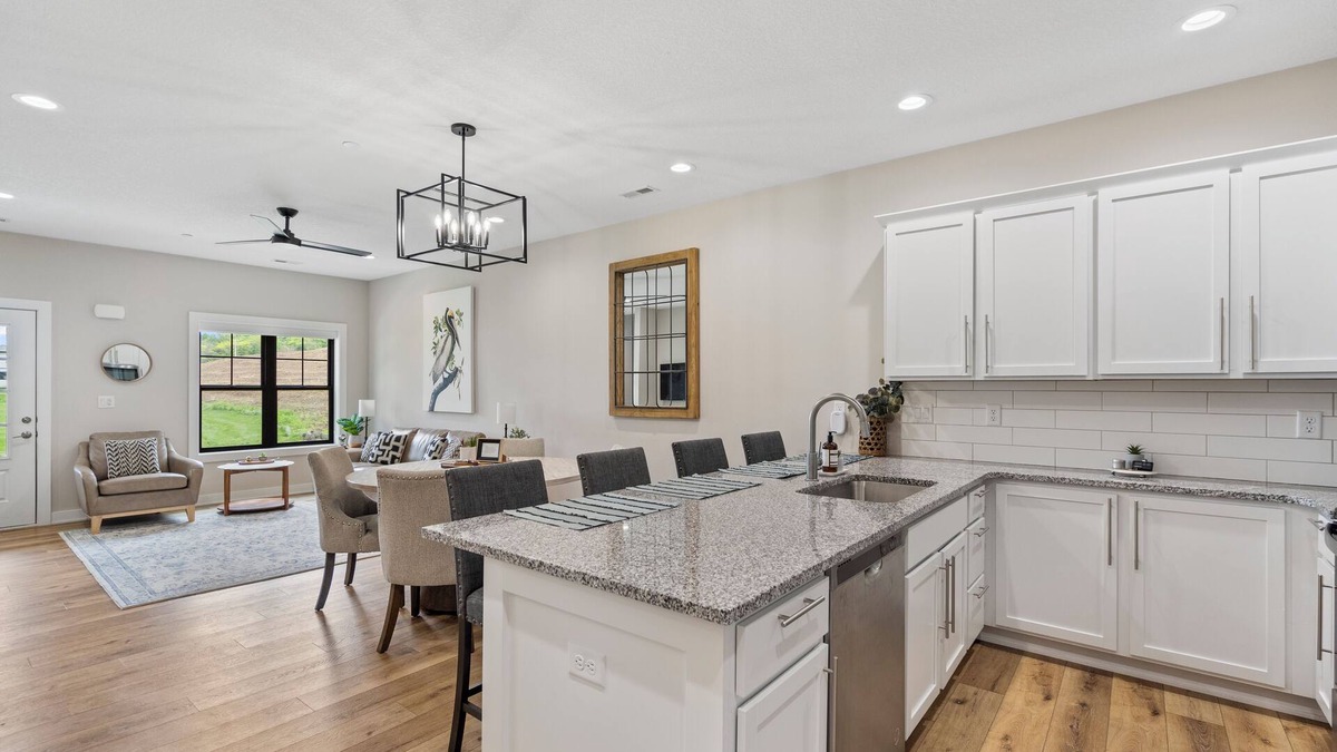 Booneville House | Luxury Scenic View Jordan Creek