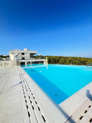 Dugis Apartment | Luxury sea view apartment Makarska with pool
