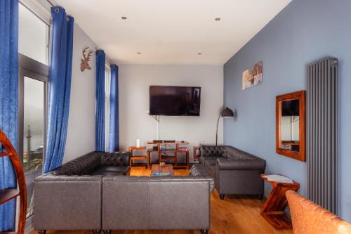 Isle of Skye House | Luxury Seaview Cottage by Fairy Pools 2