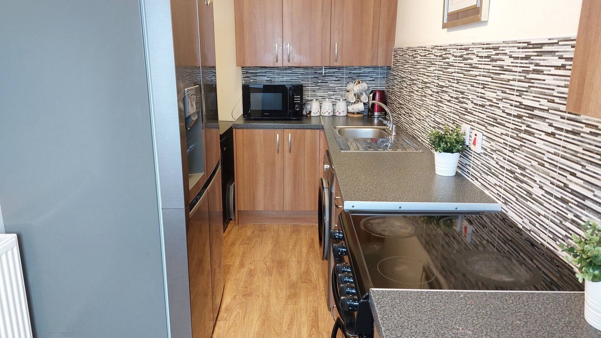 Salford Apartment | Luxury Serviced Apartment Close to Manchester City Centre and Old Trafford.