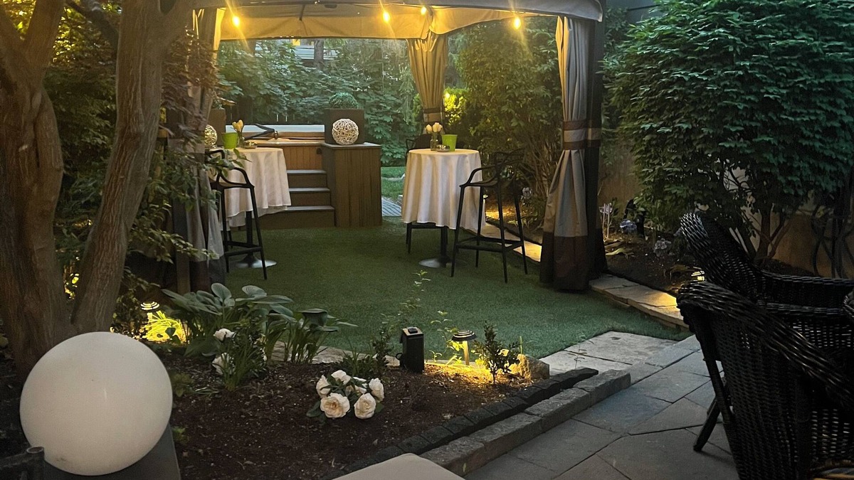 Sheridan House | Luxury Sheridan Park Home