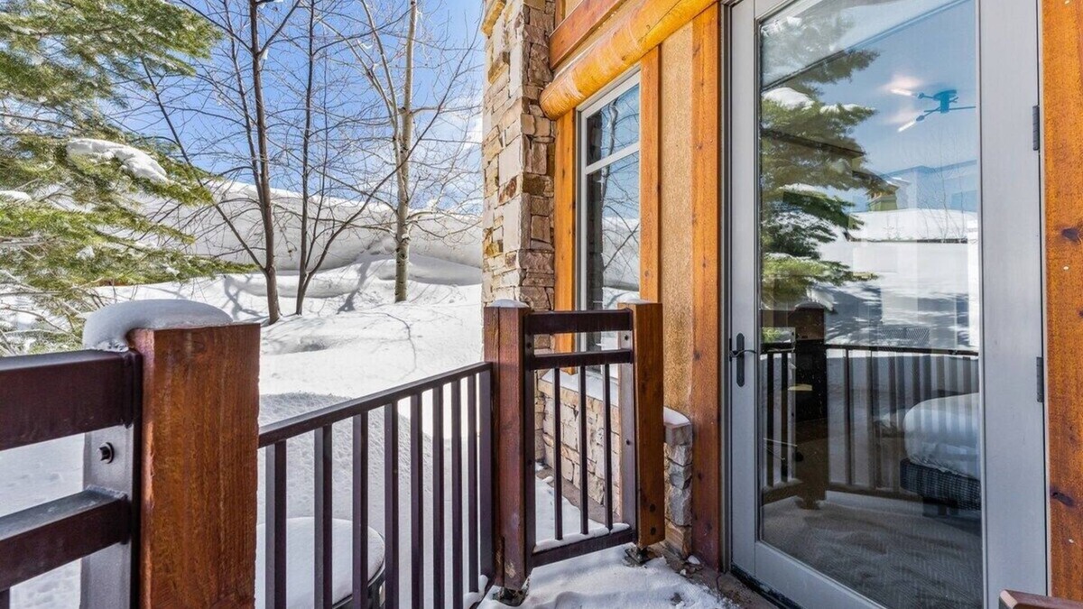 Park City Condo | Luxury Ski-In/Out Canyons, PetFriendly, Fireplace