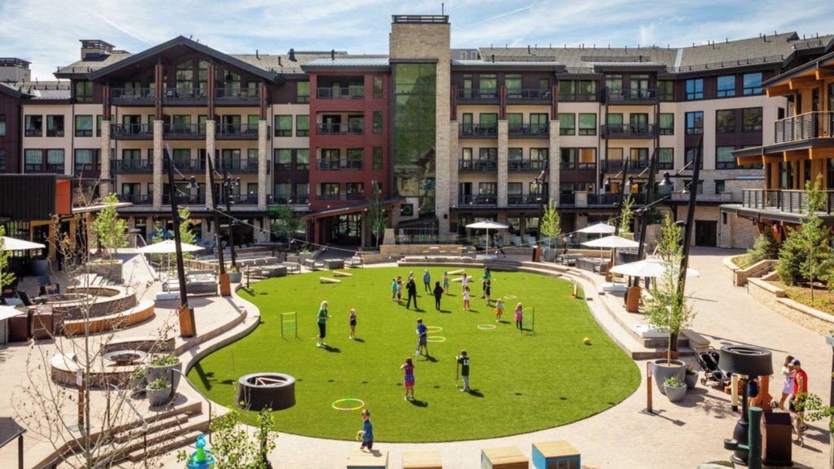 Snowmass Village Apartment | Luxury Ski-In/Out Studio in Snowmass Base Village with World-Class Amenities