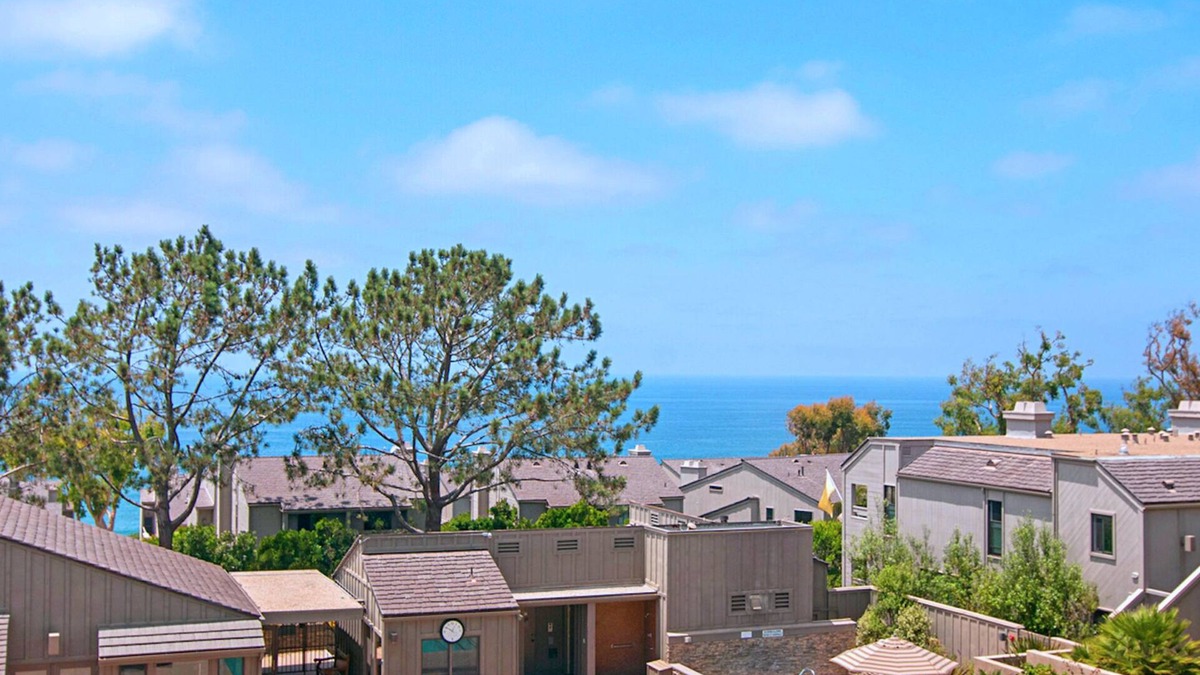 Del Mar Condo | Luxury Stay in the Heart of Olde Del Mar. Spectacular Ocean Views. LOCATION!