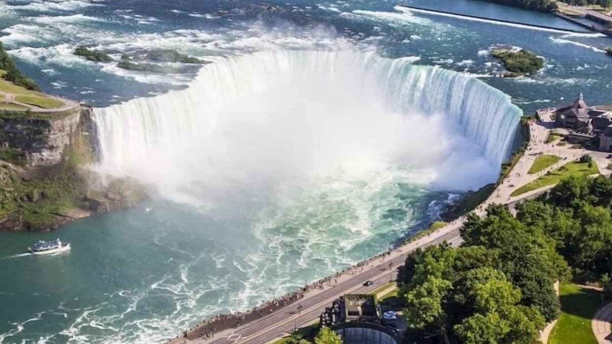 Niagara Falls Apartment | Luxury Stay Near Niagara Falls