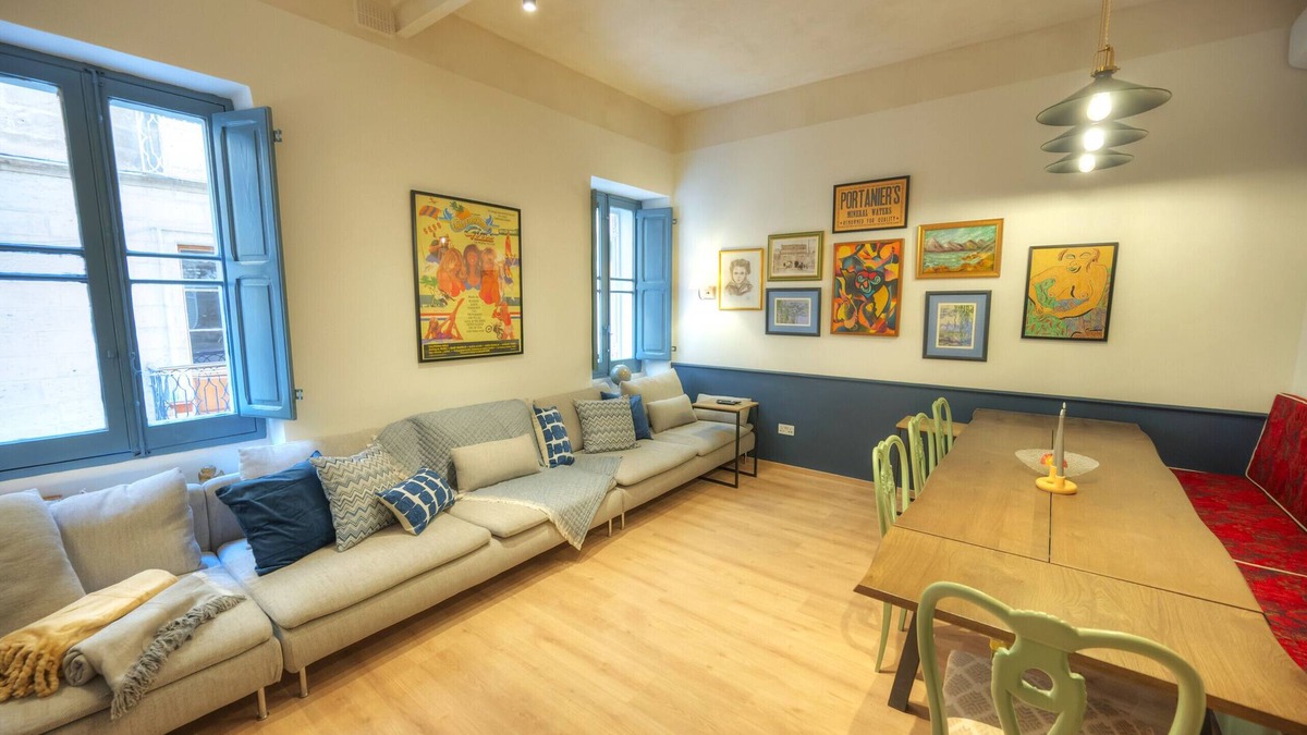 Valletta Apartment | Luxury & stylish 4bedroom, Valletta centre LDEM1-1