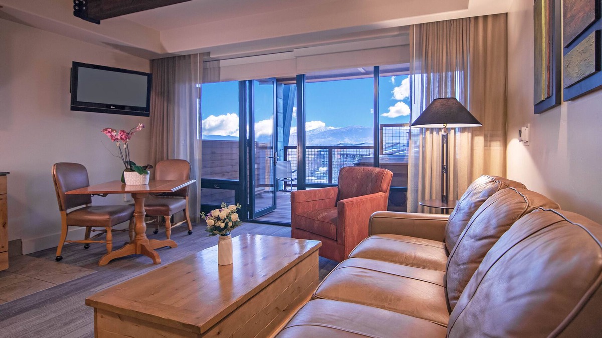 Kimball Junction House | Luxury Suite