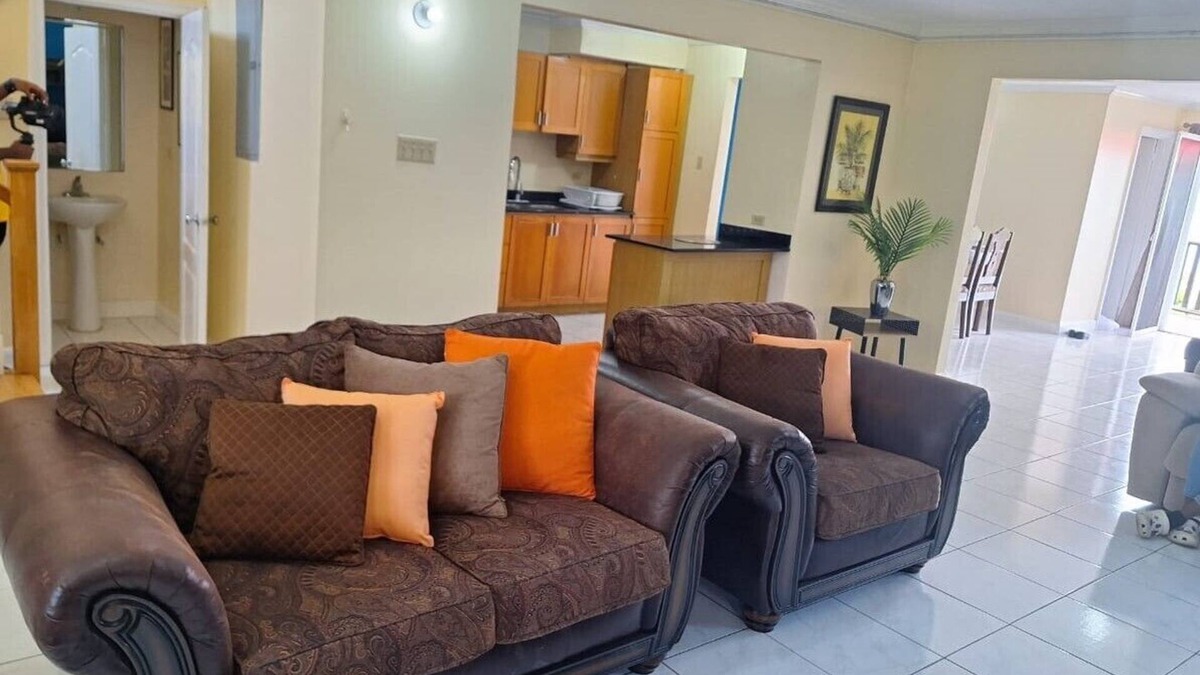 Mango Walk House | Luxury Suite with Breathtaking City and Ocean view.