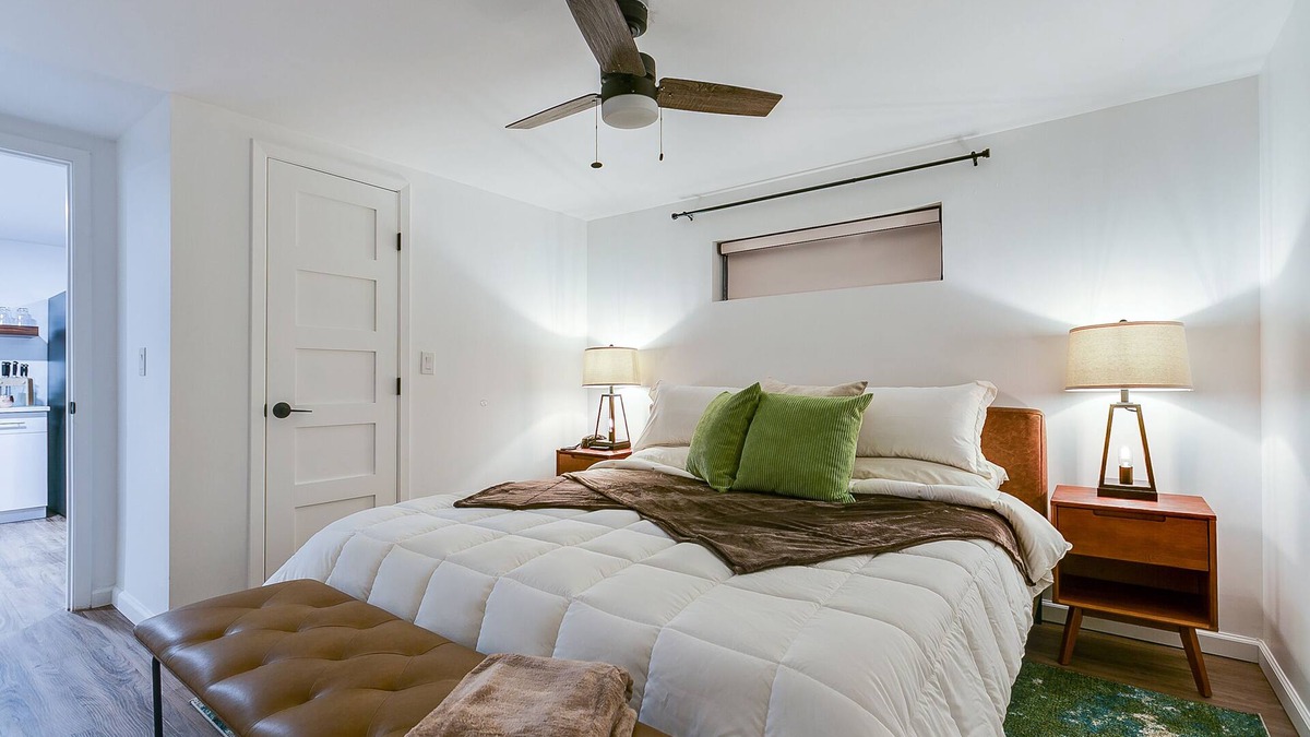 San Angelo Hotel | Luxury Suite with Full Kitchen – Perfect for Extended Stays & Family Getaways!