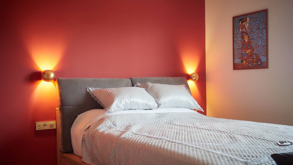 Aria House | Luxury Suites