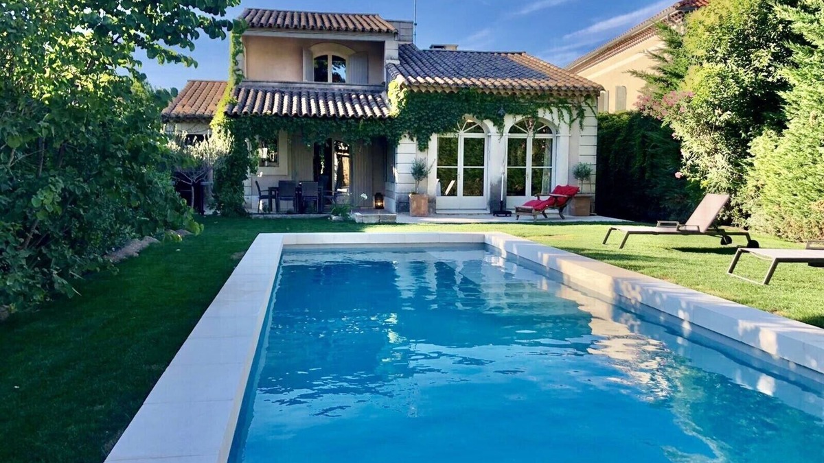 St.-Remy-de-Provence Villa | Luxury villa in town center; 5* in a quiet location