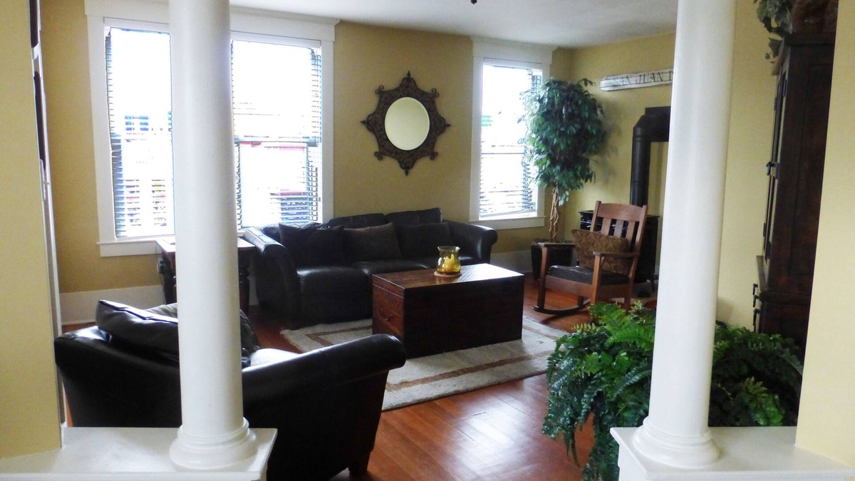 Friday Harbor Condo | Luxury Vacation Condo in the Heart of Friday Harbor